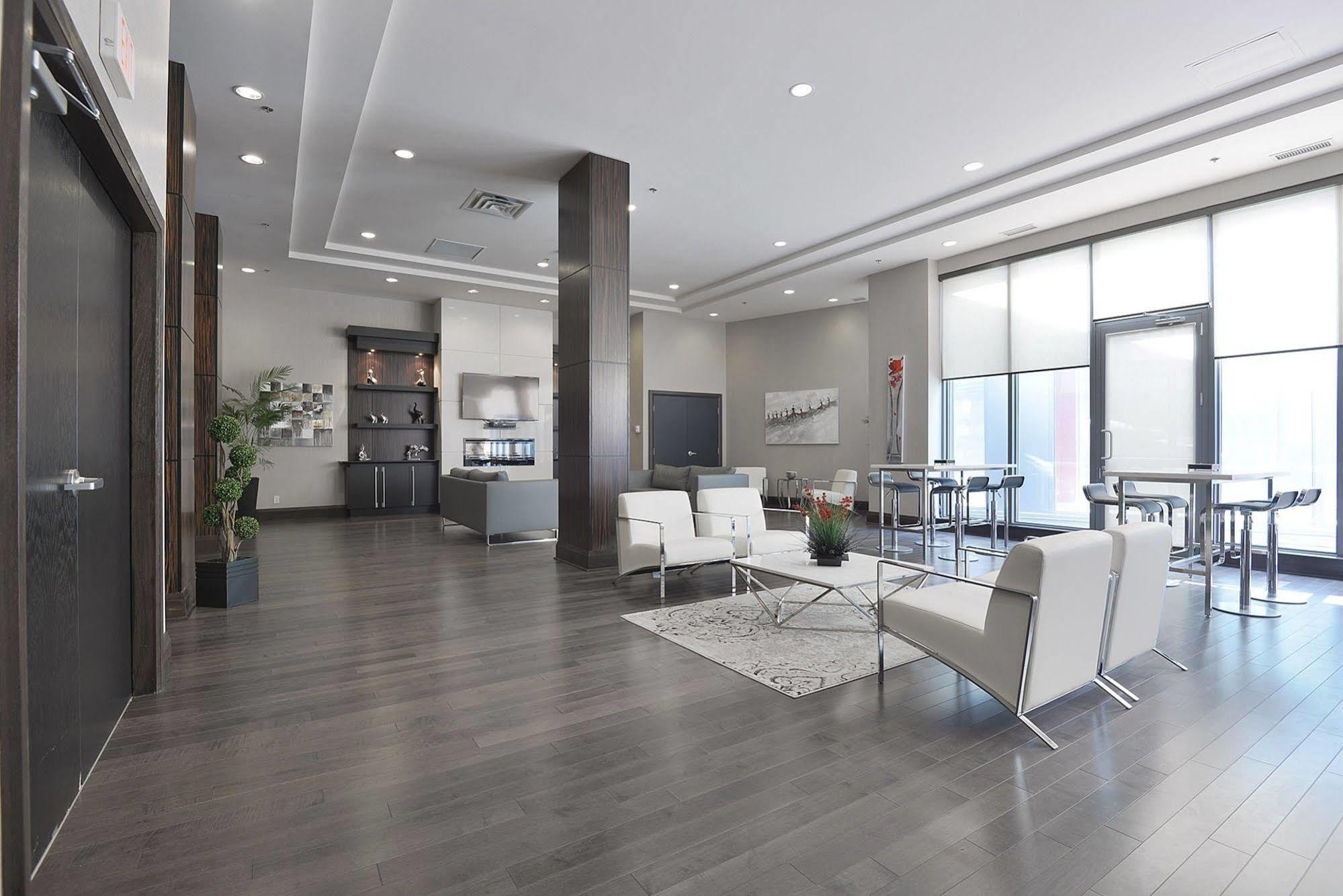 Napa Furnished Suites At Cn Tower & Maple Leaf Square Toronto Exterior foto